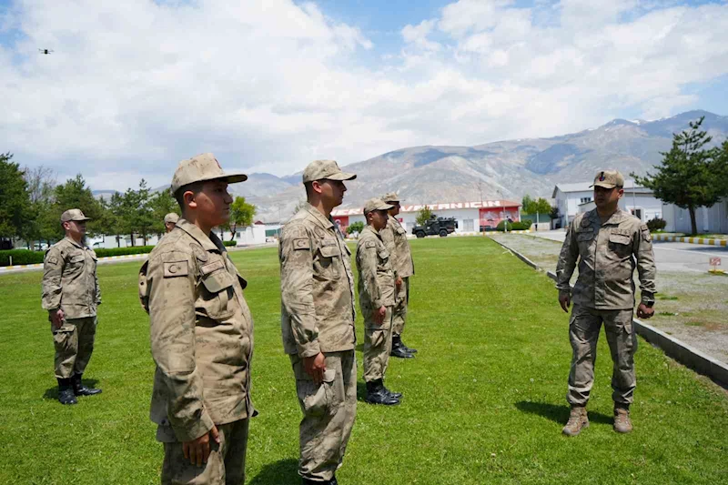 Otizmli çocuğun askerlik hayali gerçeğe dönüştü
