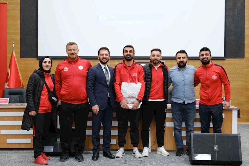 GSİM antrenörelerine bilgi yarışması
