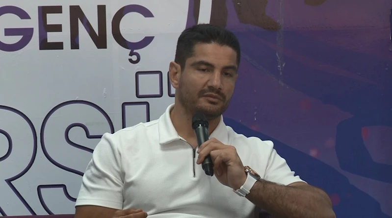Taha Akgül: 