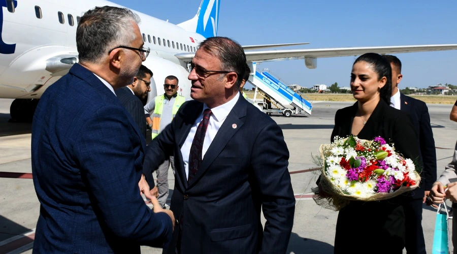 Bakan Işıkhan Van
