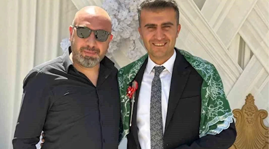 Elektrikçi damada düğünde kontrol kalemi hediye edildi