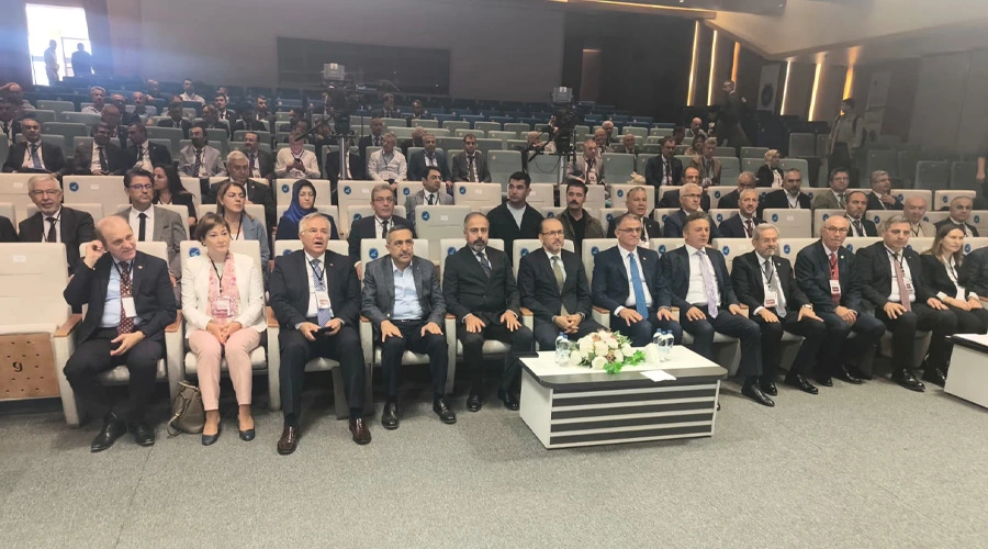 Sağlık Bakan Yardımcısı Prof. Dr. Nurullah Okumuş Van’da: “Hastaneler Otel Konforunda Hizmet Vermeli”