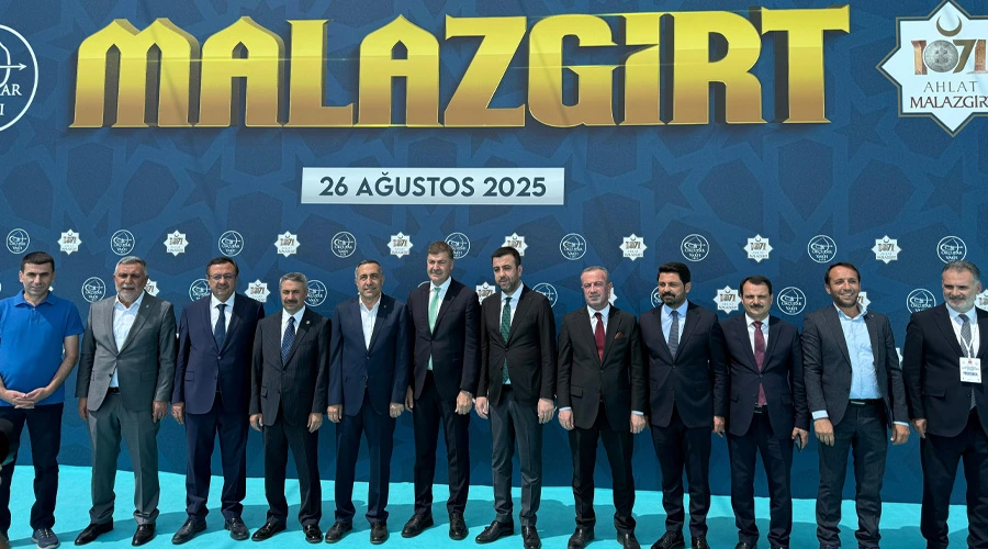 AK Parti Van İl Teşkilatından Malazgirt’e Rekor Katılım