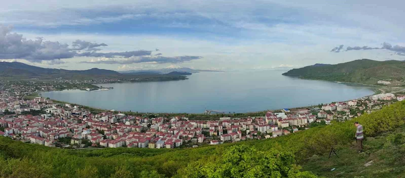 Van Gölü’nde çekilme ve kirlilik alarmı: 