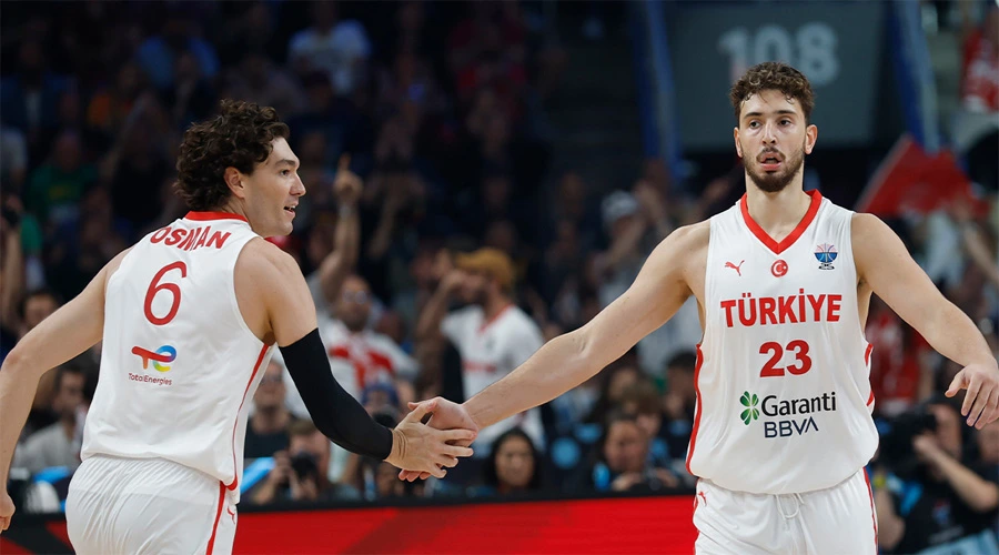 A Milli Erkek Basketbol Takımı, Avrupa ikincisi oldu