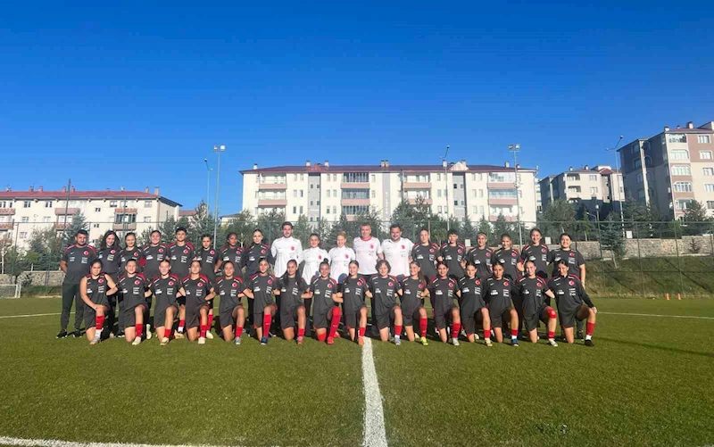 U19 Kadın Milli Takımı’nın Erzurum kampı başladı
