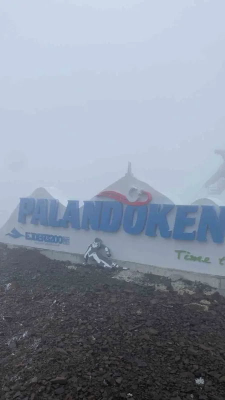 Palandöken’e mevsimin ilk karı yağdı
