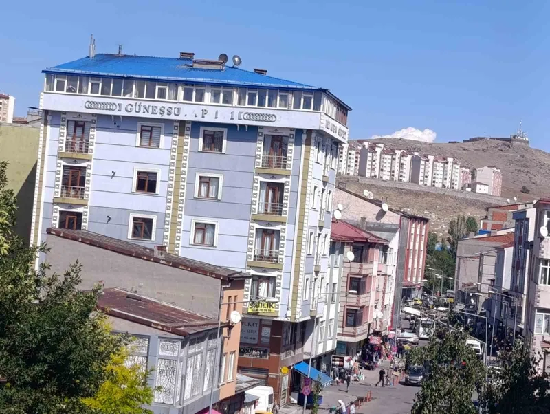 Kars’ta Ağustos ayı konut satışları açıklandı; 432 konut yeni sahibini buldu
