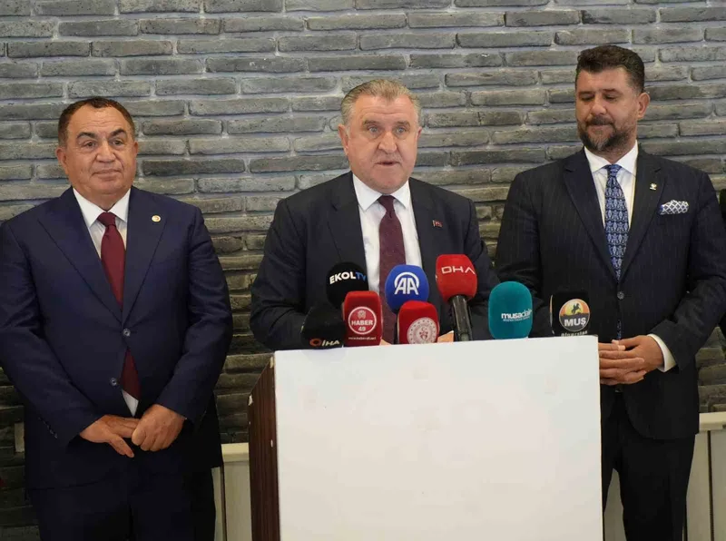 Bakan Bak: 