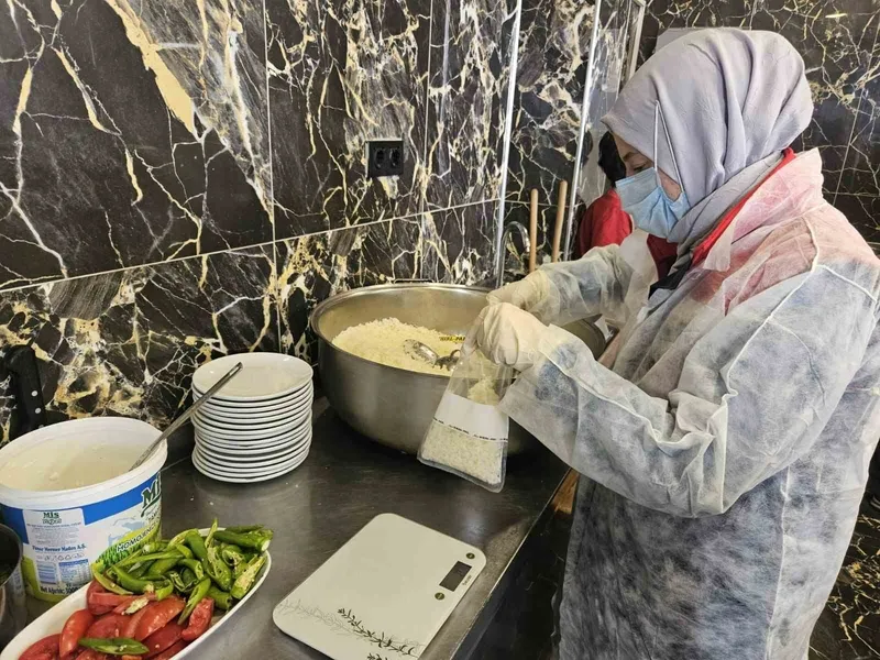 Erzurum’da gıda satışı yapan işyerleri denetlendi
