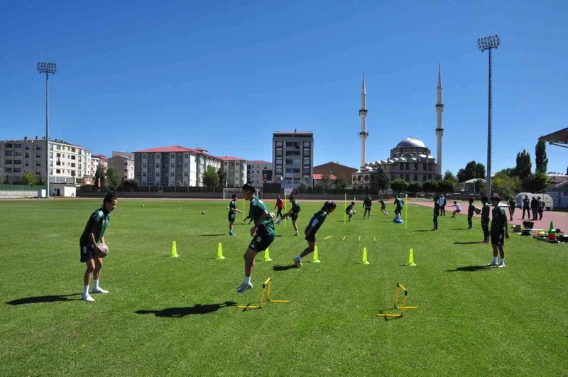 Yüksekova Spor, Trabzonspor maçına Kars’ta hazırlanıyor
