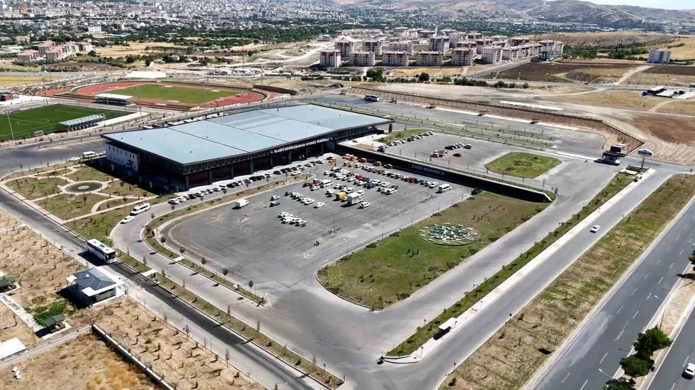 Elazığ Şehirler Arası Otobüs Terminali Google Değerlendirmelerinde Türkiye Birincisi Oldu
