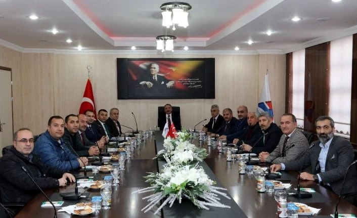 AİÇÜ Rektörü Prof. Dr. Karabulut, ASTOP üyelerini misafir etti