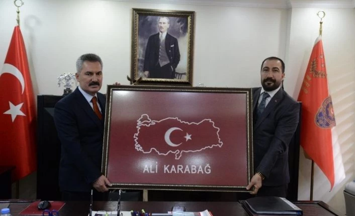 Başkan Kahraman’dan emniyet müdürü Karabağ’a ziyaret