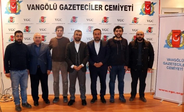Başkan Say’dan Vangölü Gazeteciler Cemiyetine ziyaret