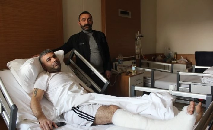 Deprem anında panik oldu aşağı atladı