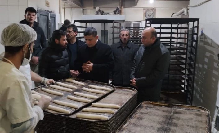 Erciş Kaymakamı ve Belediye Başkan Vekili Mehmetbeyoğlu’ndan akşam denetimi