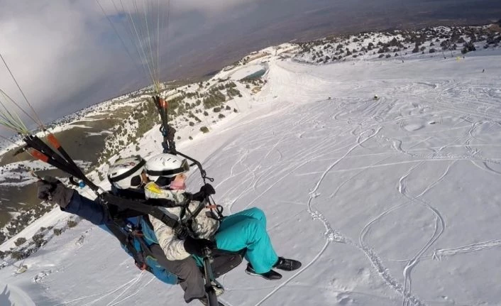 Ergan Dağı kayakçıların ve paraşütçülerin vazgeçilmezi haline geldi