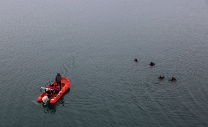 Gülistan’ı bulmak için 3 ROV cihazı ve 150 kişilik ekip arama çalışması yapıyor