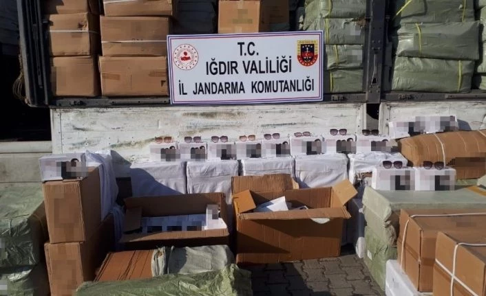 Iğdır’da kaçak gözlük operasyonu