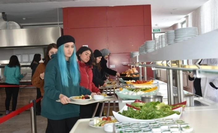 İletişim ve Sinema öğrencileri Erzurum’da buluşuyor