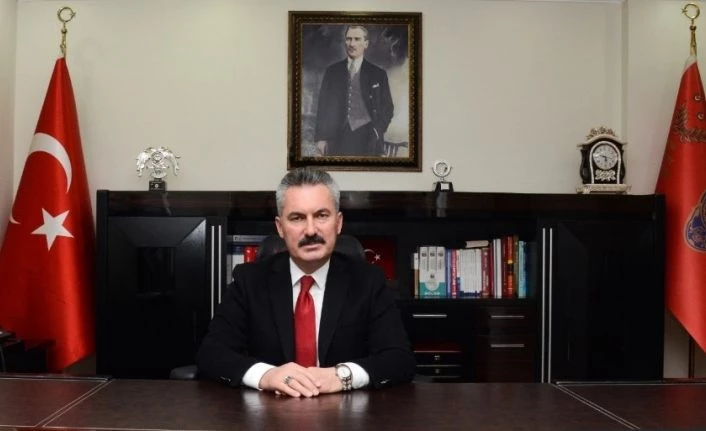 Van Emniyet Müdürü Karabağ’dan ’10 Ocak Çalışan Gazeteciler Günü’ mesajı