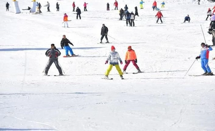 Uludağ'da turistler fiyatlardan şikayetçi
