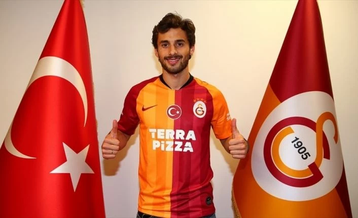 Uruguaylı sol bek Galatasaray