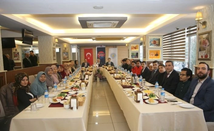 Vali Ekinci, “Sizler artık birer gönül elçilerimizsiniz”