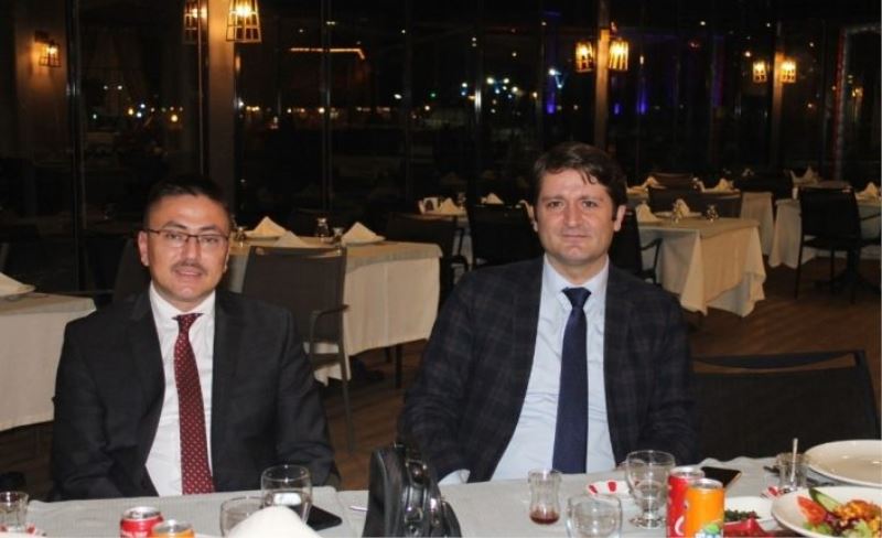 Van’daki cumhuriyet savcılarına plaket