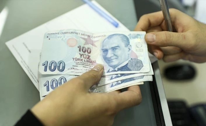 Yoksulluk sınırı 3 bin 408 lira 93 kuruş oldu