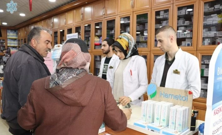 Ağrı’da eczanelerde maskeler tükendi