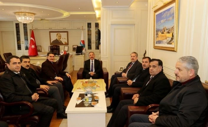 AİÇÜ Rektörü Prof. Dr. Karabulut, AK Parti heyetini misafir etti