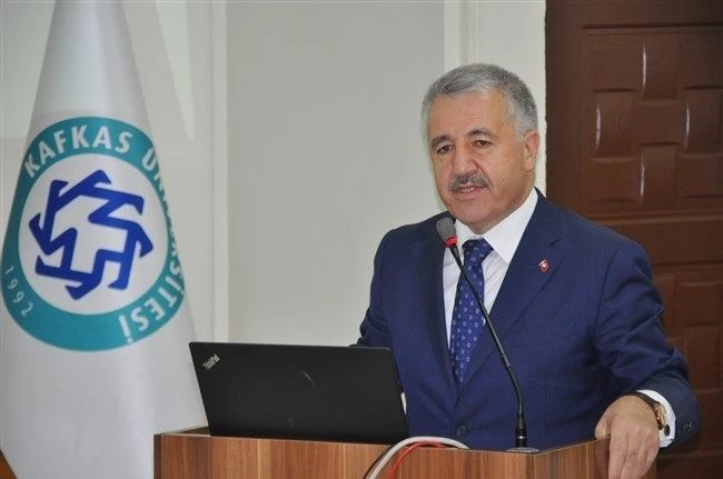 AK Parti Kars Milletvekillerinden Kars’a iki müjde