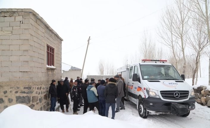 Başkale’de deprem sonrası hasar tespit çalışması