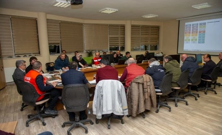 Başkale’deki mahallelerde devlet tüm imkanlarını seferber etti