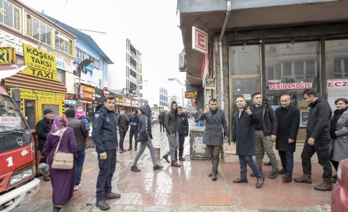 İpekyolu Belediye Başkan Vekili Aslan esnafla buluştu