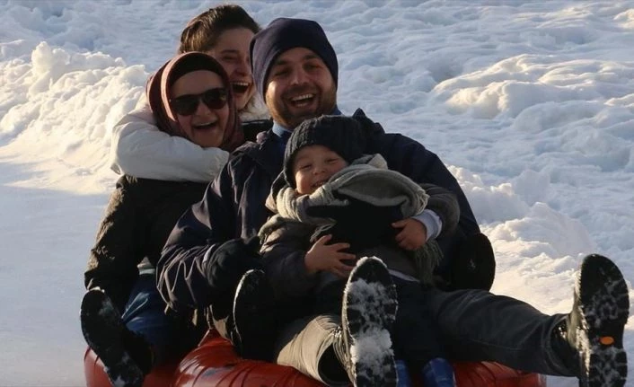 Bolu yarıyıl tatilinde doğa ve kayak tutkunlarının gözde mekanı oldu