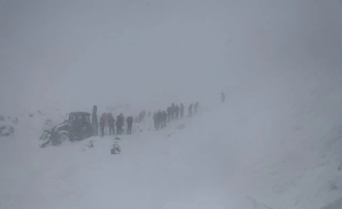 Van Bahçesaray'daki çığ bölgesinde ikinci facia