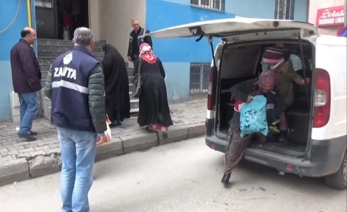 Elazığ’da 97 dilenciye 15 bin 708 lira ceza kesildi