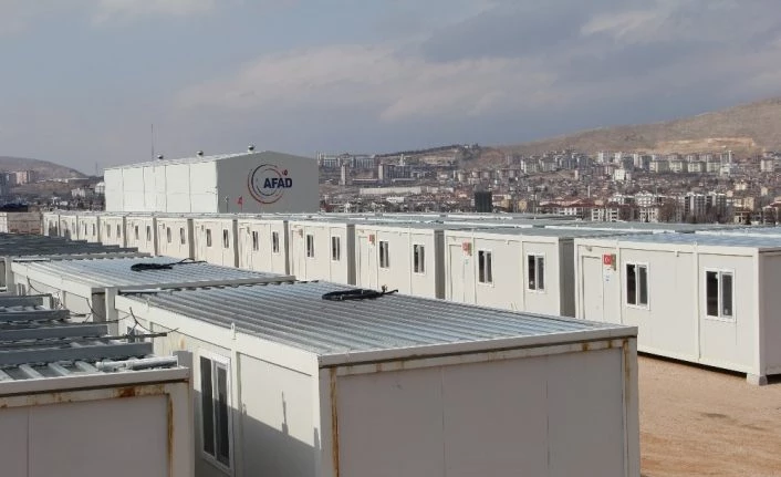 Elazığ’da konteyner kent çalışmaları aralıksız sürüyor