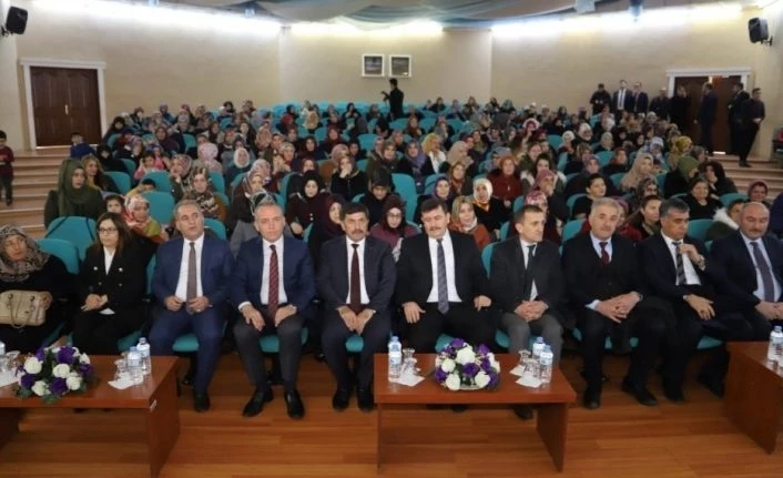 ERMEK ‘ten mezun olan 486 kursiyere sertifikaları verildi