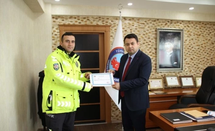 Kaymakam Avcı’dan başarılı personele belge