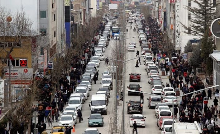 Koronavirüs Van turizmini de vurabilir! 150 bin iptal kapıda