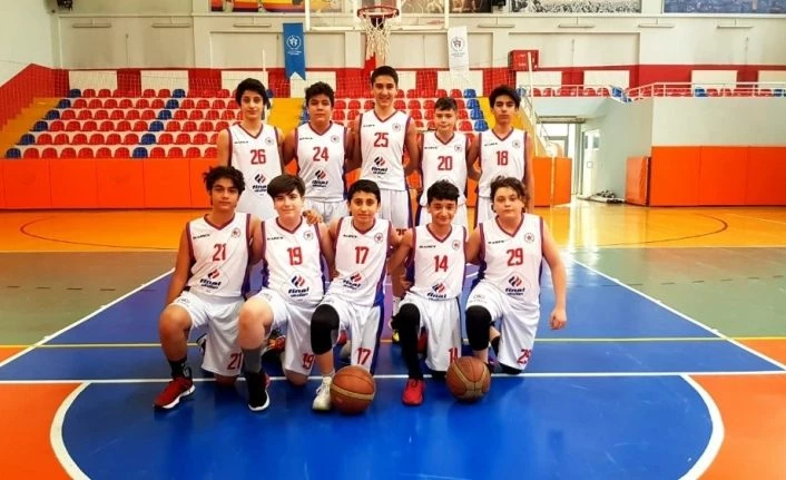 Malatyalı öğrenciler basketbolda finallere kaldı