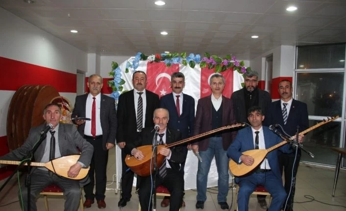 Oltu’da Genç Aşıklar Gecesi düzenlendi
