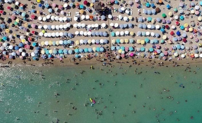 Türkiye turizmde rekora koşarken gelirini de son 5 yılda yüzde 9,71 artırdı