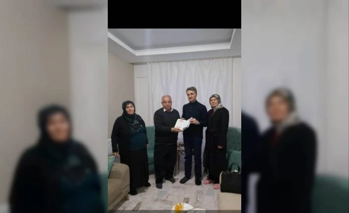 Vali Baruş’tan şehit polisin umreden dönen ailesine ziyaret