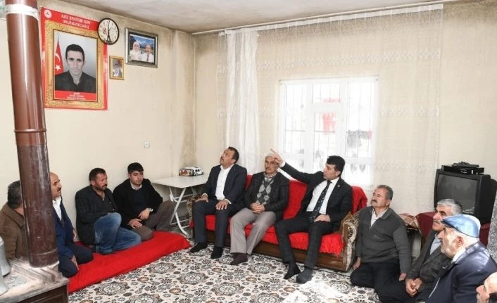 Çatak Belediye Başkanı Şeylan’dan şehit aileleri ve yaralılara ziyaret