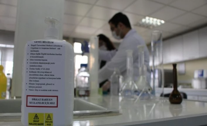 Bingöl Üniversitesi günlük 1 ton 250 kilo dezenfektan üretiyor